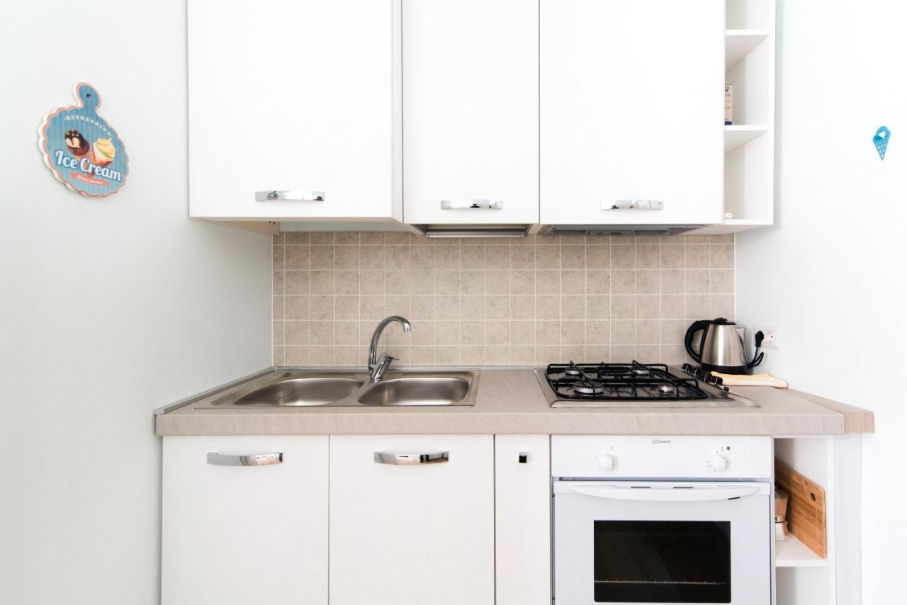 Taaac Apartment - The House Of Travelers Como Bagian luar foto